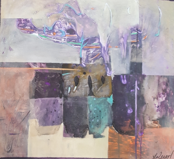 composition iwith purple color